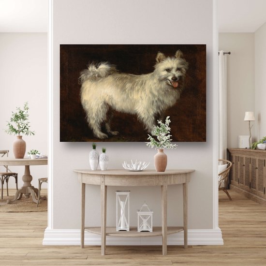 Une entrée avec une peinture d'un spitz blanc au-dessus d'une console.