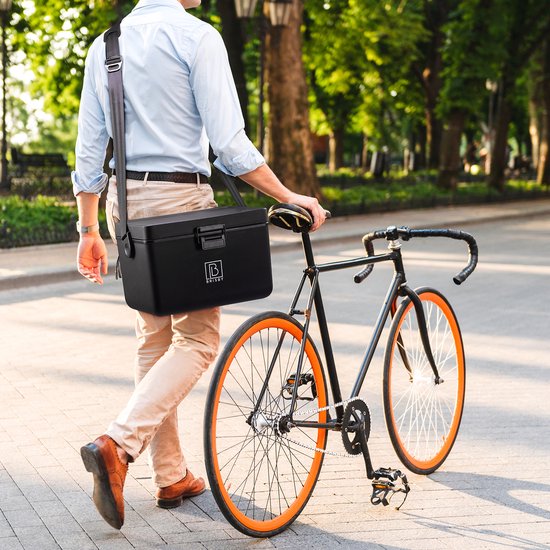 Brisby Glacière - Frigo box - Glacière - Voiture - Légère - Boîte à pain - 12L - 2 éléments de refroidissement gratuits de 450 ml chacun - Incl. Séparateurs Planches à découper - Ouvre-bière - Ouvre-bouteille - Max. Isolation 40 heures - Zwart