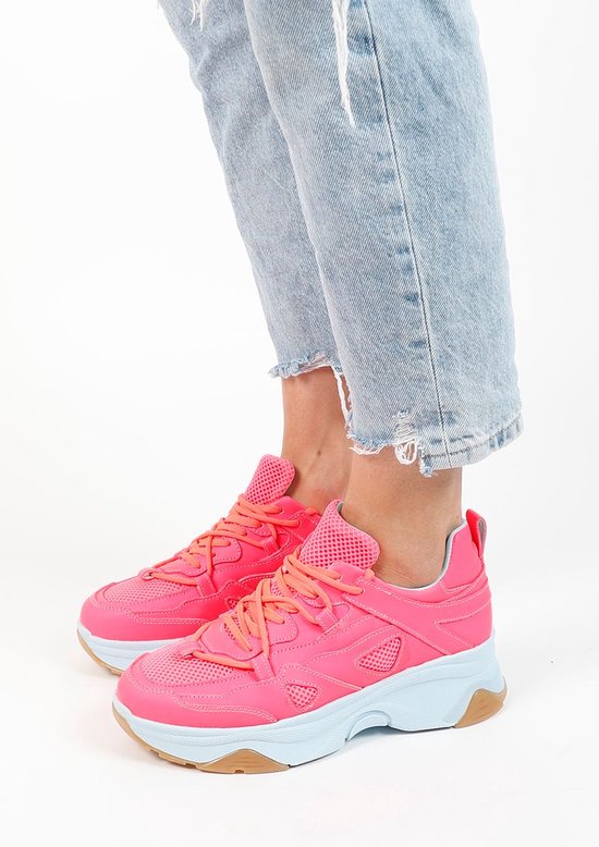 Sacha - Dames - Roze leren platform sneakers met lichtblauwe zool - Maat 37