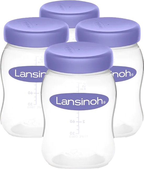 Vijf Lansinoh bewaarflessen voor moedermelk met paarse deksels, op een rij.