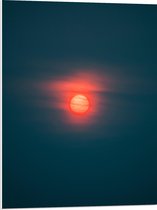 WallClassics - PVC Schuimplaat- Rode Maan achter Wolken - 60x80 cm Foto op PVC Schuimplaat