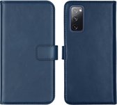 Selencia Hoesje Geschikt voor Samsung Galaxy S20 FE Hoesje Met Pasjeshouder - Selencia Echt Lederen Bookcase - Blauw