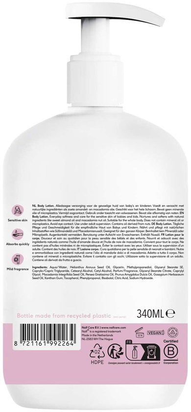Fles met pompdispenser, 340ml Naïf Body Lotion met tekst over ingrediënten, vegan, en 'Bottle made from recycled plastic'.