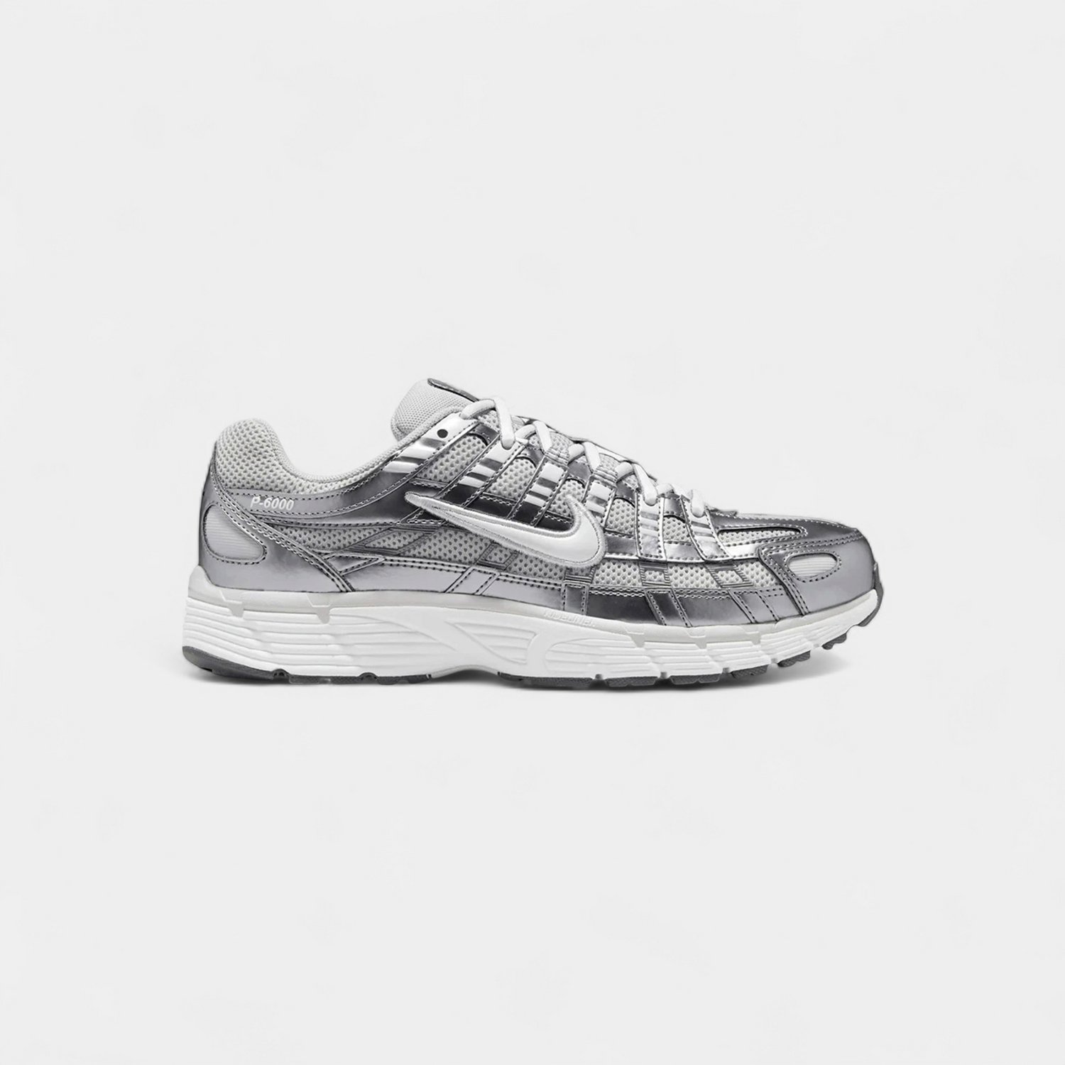Nike P-6000 Fog Metallic Cool Grijs