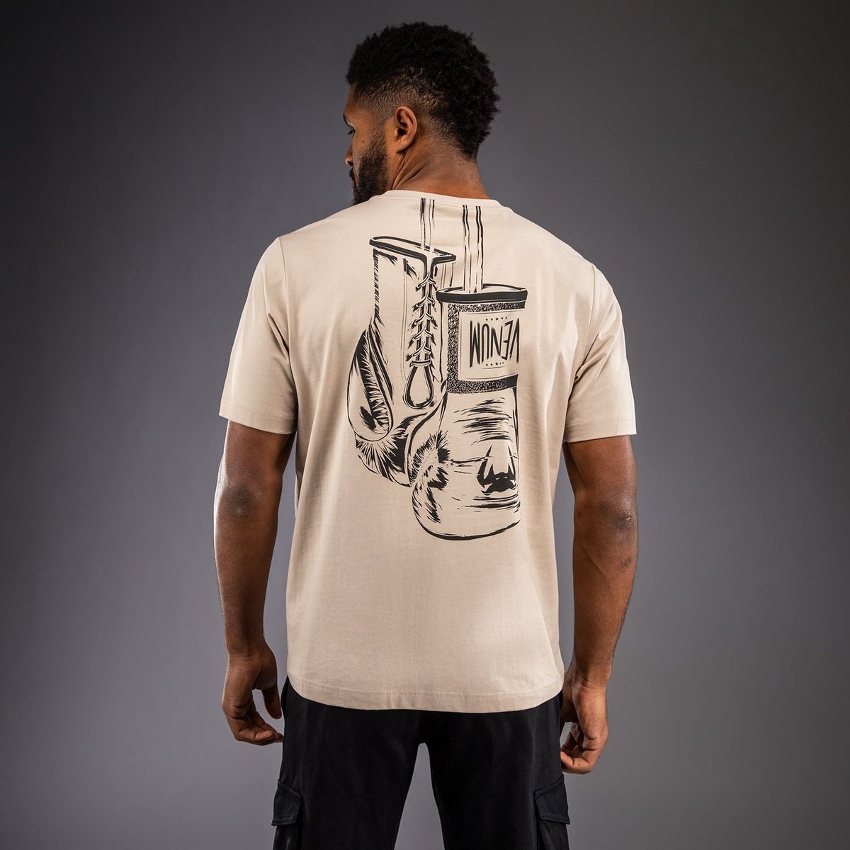 Venum Fight Icon Cotton T‑Shirt – Beige | Comfortabel katoenen sportshirt - M