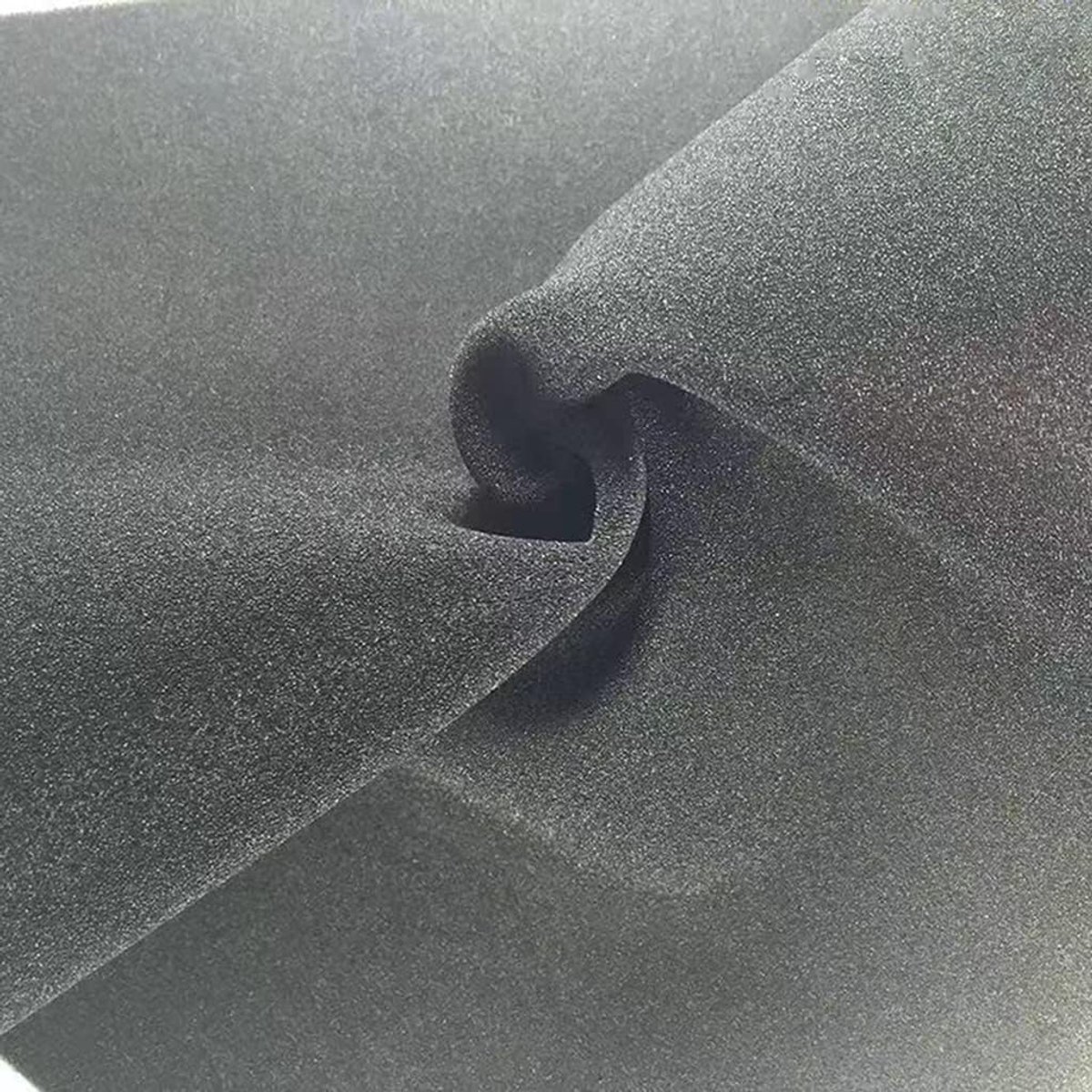 1000 mm x 2000 mm / 1000 mm computer-mesh-spons, pc-behuizing, ventilator, koeler, zwart, stoffilter, stofdichte afdekking, behuizing stofbescherming, zwart