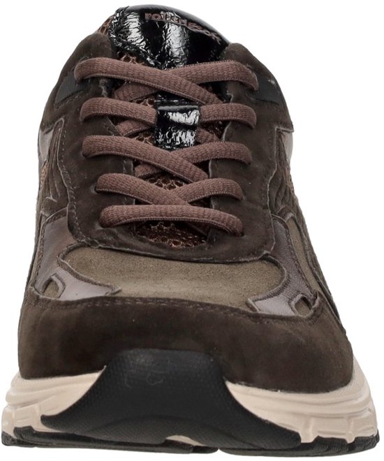 Vooraanzicht bruine Gabor sneaker met bruine veters, beige zool en textuurdetails.