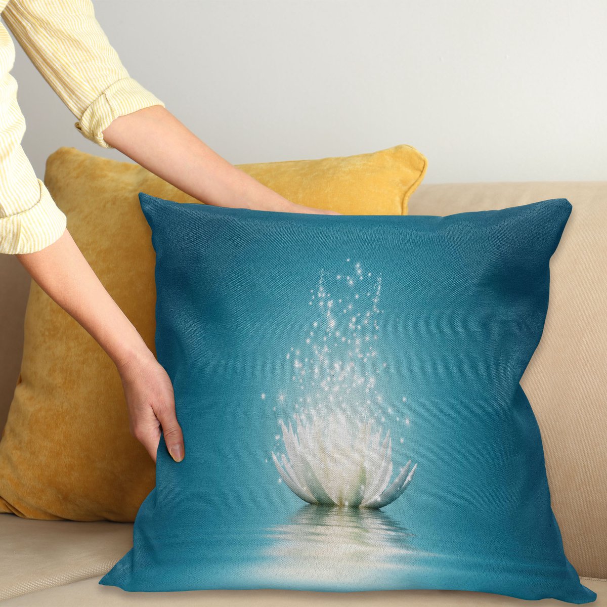 ABAKUHAUS Lotus Sierkussenhoes, Magic Lotus met Levendig Reflections Leven Meditation Yoga Print, Decoratieve Vierkante Sierkussenhoes, 50 x 50 cm, Petrol Blauw
