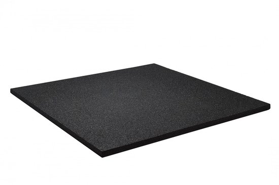 Zwarte Taurus fitnessmat van 100x100cm, 1,5cm dik, met een korrelige textuur.
