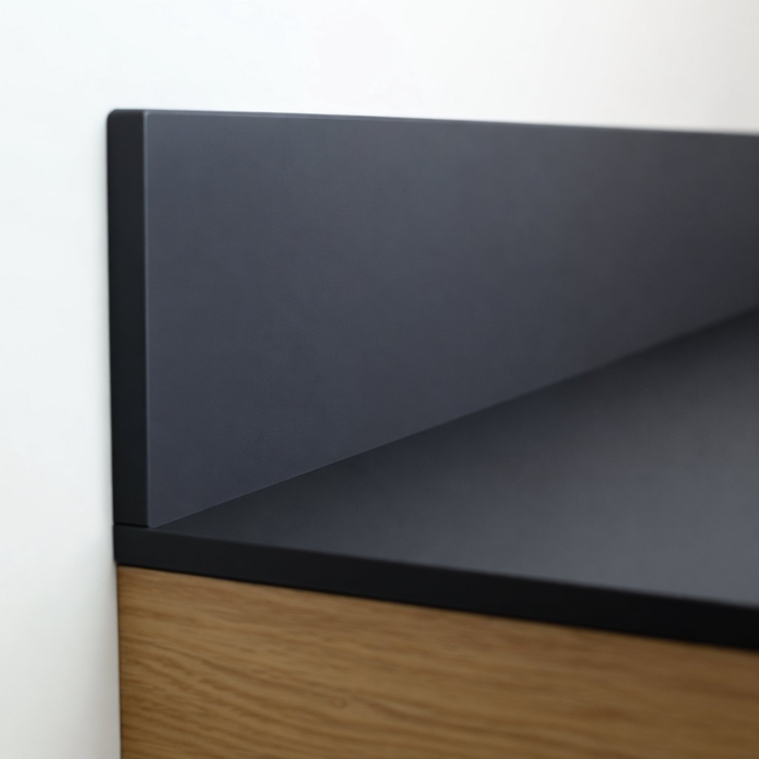 KOLM - HPL-badkamerblad - 120,5 x 45 cm - Mat zwart - Met wandpaneel van 18 cm