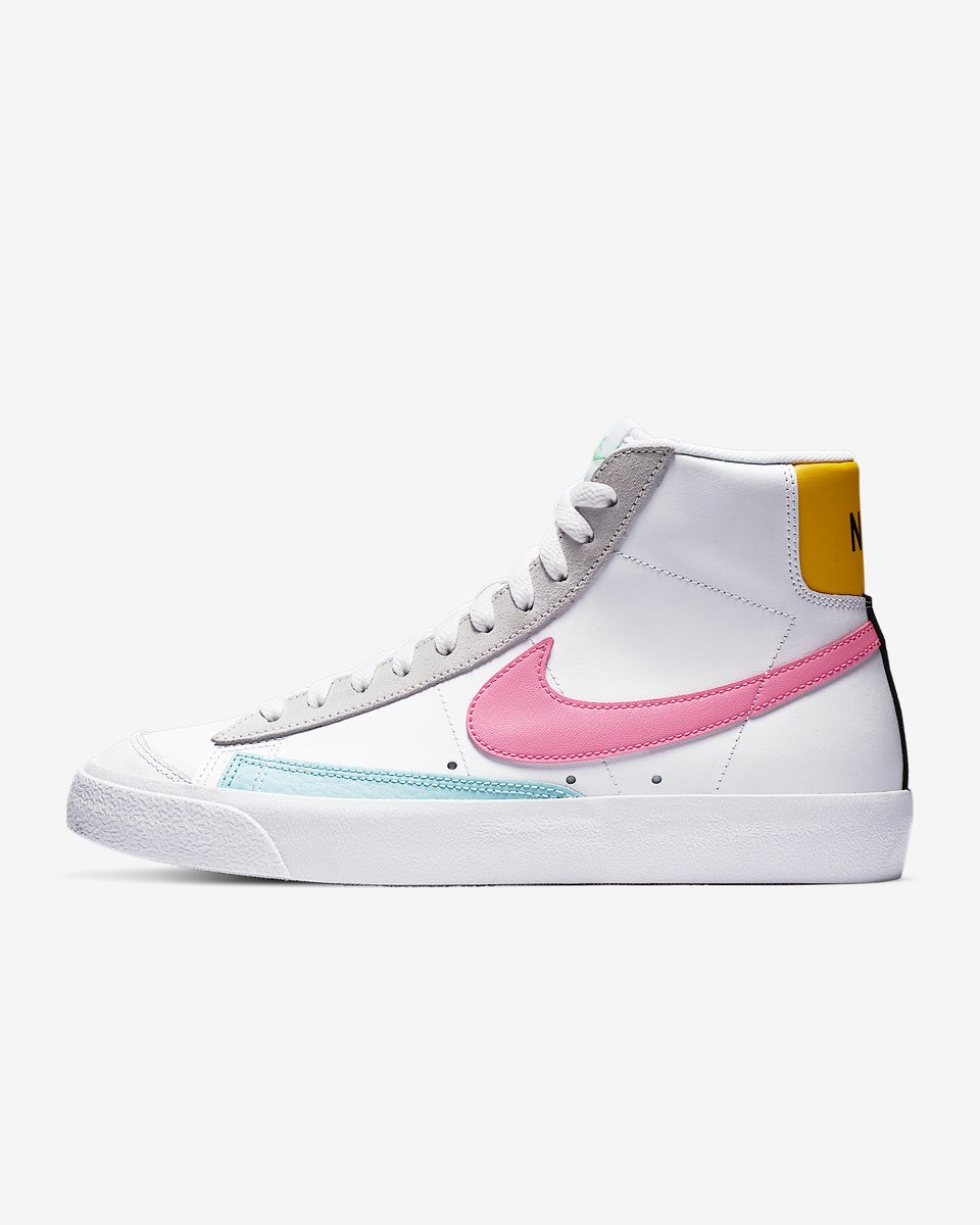 Nike Blazer Mid Vintage ’77 – /Pure Platinum/Glacier Ice/ Glow Blazer Lifestyle Dames Sneakers voor Vrouwen Wit