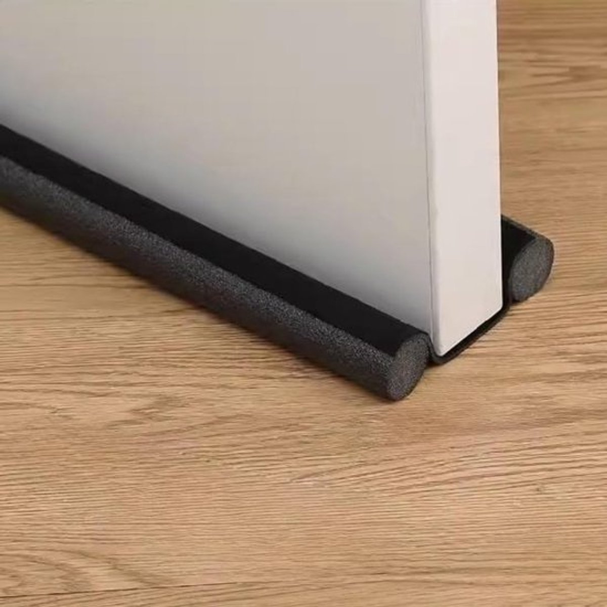 tochtstrip voor de deur - tochtstopper voor de onderkant - energiebesparend - dubbelzijdig ontwerp - 93 cm - zwart