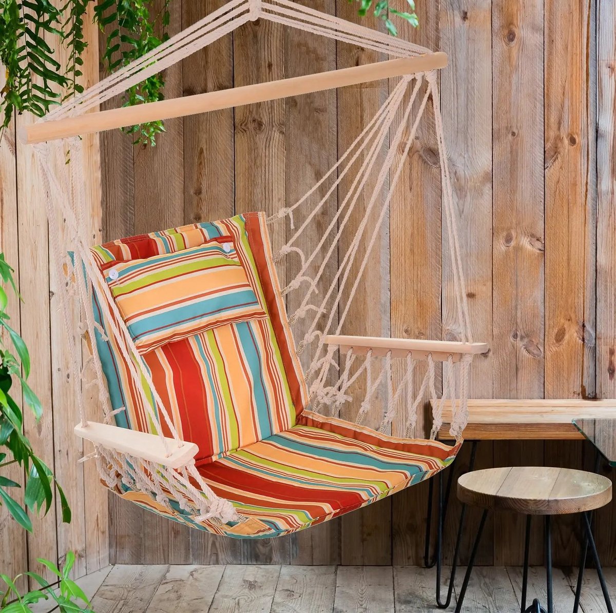 MEUNIQ Hangstoel met kussen en houten dwarsstang, tot 100 kg belastbaar, licht opvouwbaar voor woonkamer, balkon, tuin en camping, multicolor
