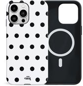 xoxo Wildhearts Polka Dots (Wit) - Double Layer - Magnetisch hoesje geschikt voor iPhone 16 Pro Max MagSafe - Hard case met stippenpatroon - Beschermhoes - Shockproof case - Stippatroon - Wit / Zwart