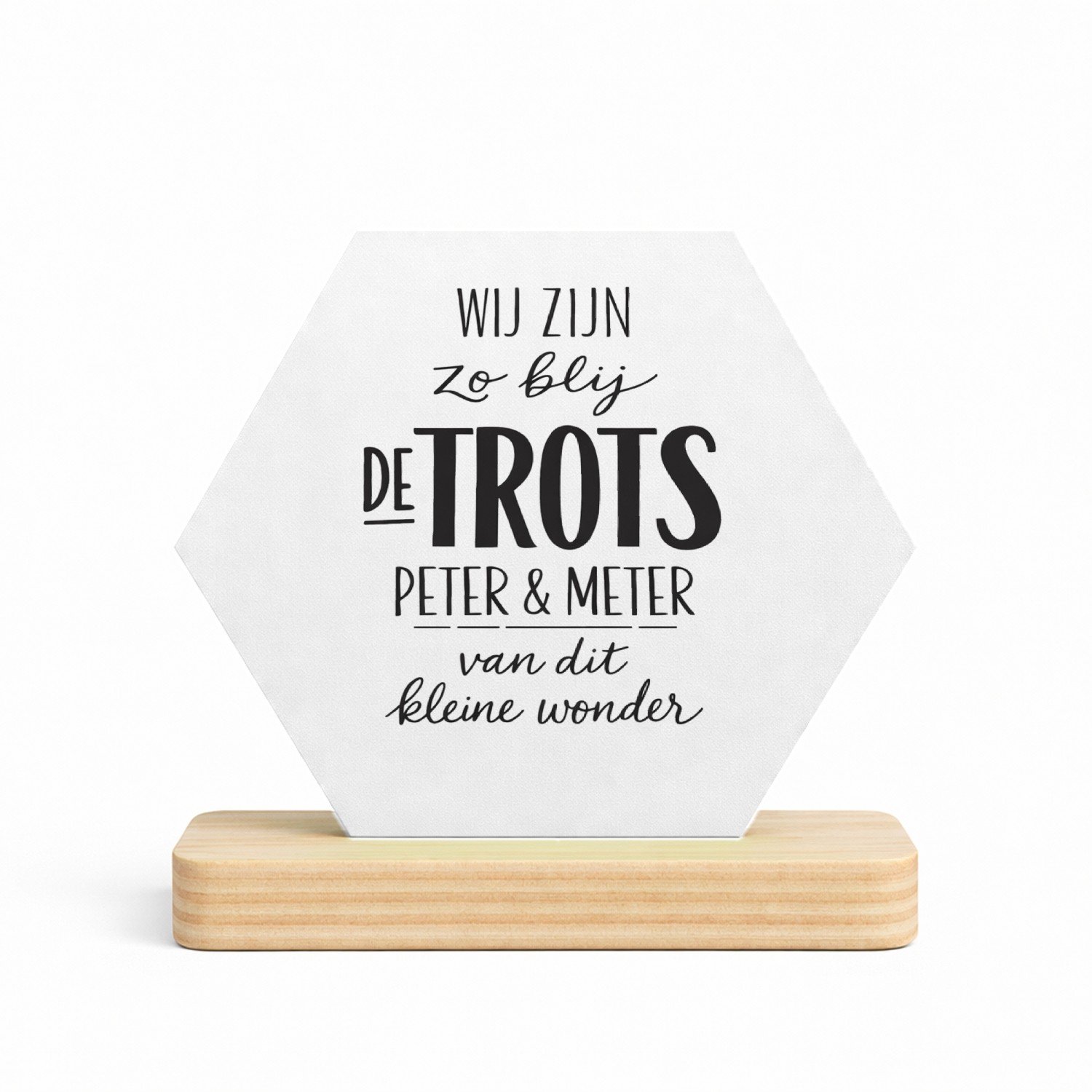 Mr Cadeautjes MDF fotolijst/inleg hexagon 14 x 13 - design Een minimalistisch babycadeau met speelse typografie en een | cadeau Wit