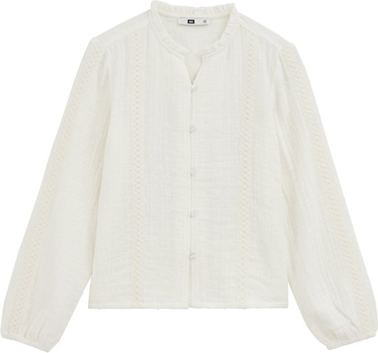 Off-white blouse met knoopjes, rucheskraag, geborduurde randen en ballonmouwen.
