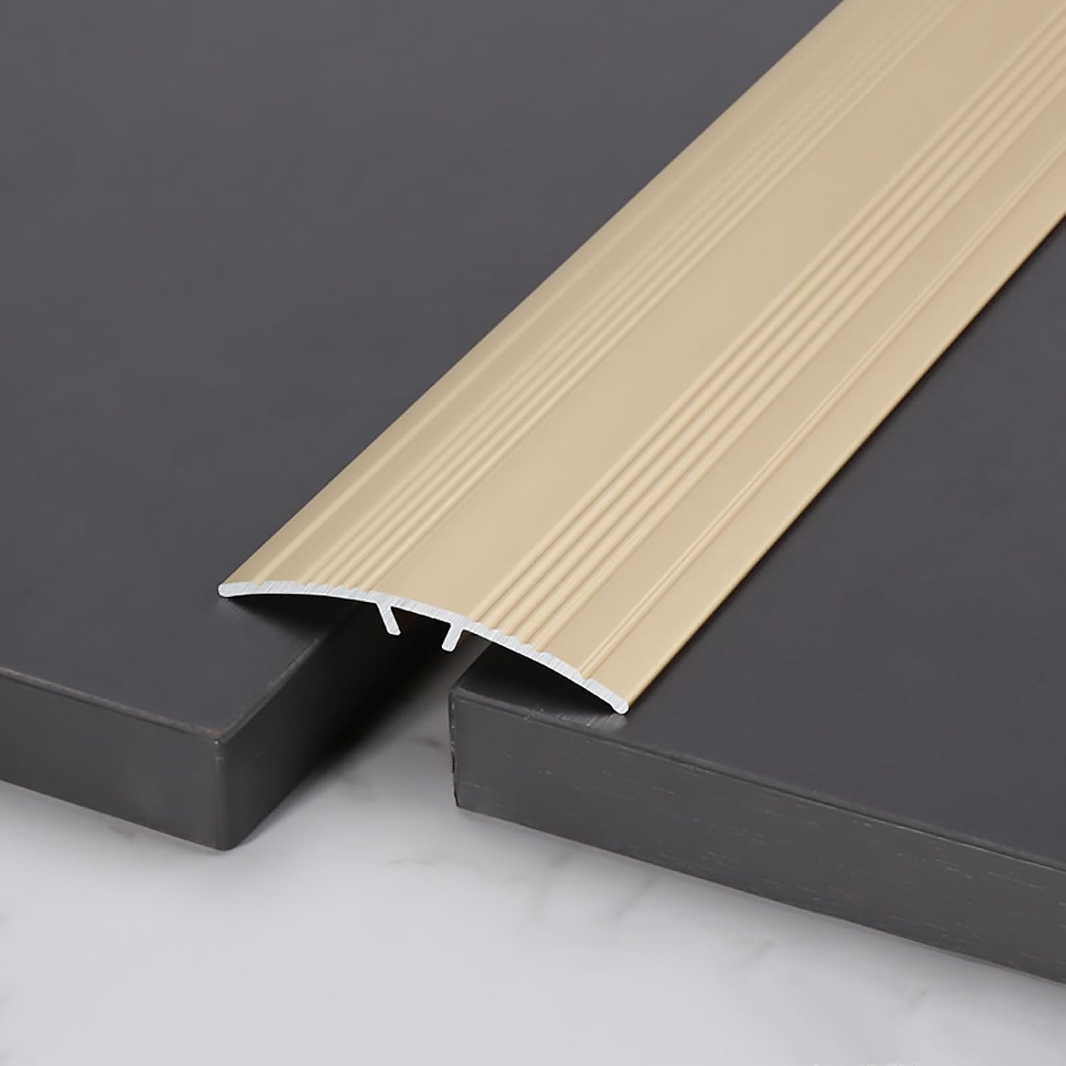 Aluminiumlegering overgangsprofiel voor vloerbedekking 5 mm hoogte afgeronde rand 90 cm lengte 50 mm breedte champagne kleur set van 12 stuks