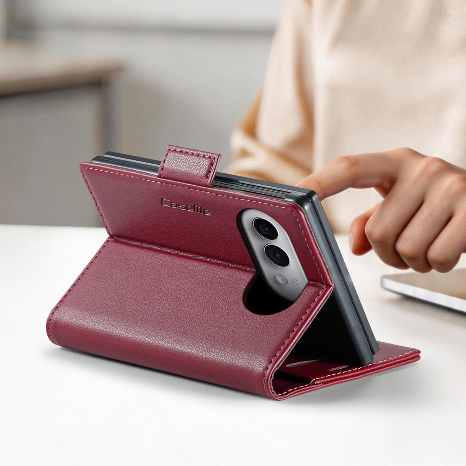 Caseme, Portemonnee Hoesje Geschikt voor Apple iPhone Duo Leerlook met Standaard en Anti-RFID, Bordeaux