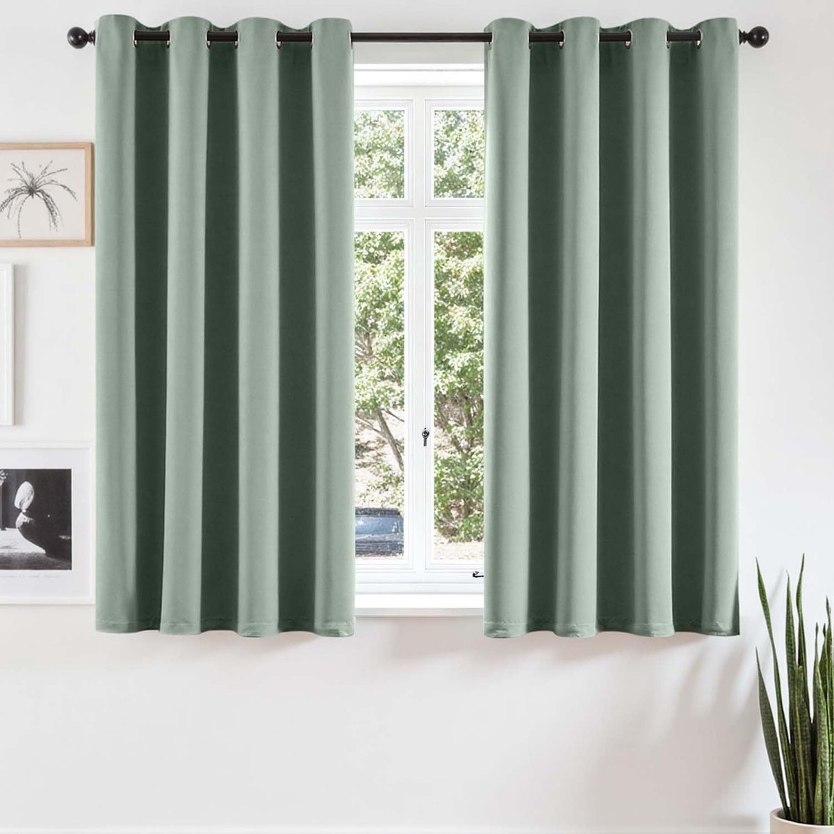 Gordijnen, ondoorzichtig, met ringen, set van 2, 160 x 140 cm (h x b), saliegroen, verduisteringsgordijnen, modern, woonkamer, gordijn met inslagringen, verduisteringsgordijn, slaapkamer