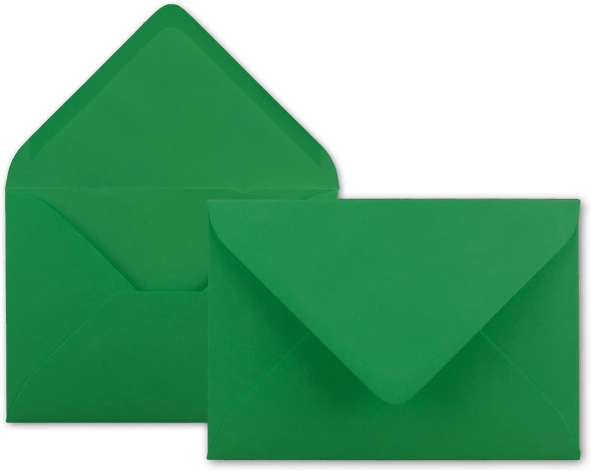 100x brief-enveloppen in donkergroen - 80 g/m² - Kuverts in DIN B6 formaat 12,5 x 17,6 cm - natkleefstof zonder venster