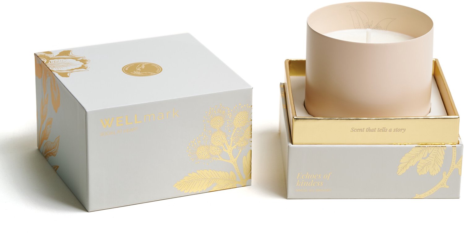 Wellmark geurkaars 210gr echoes of kindness ivory