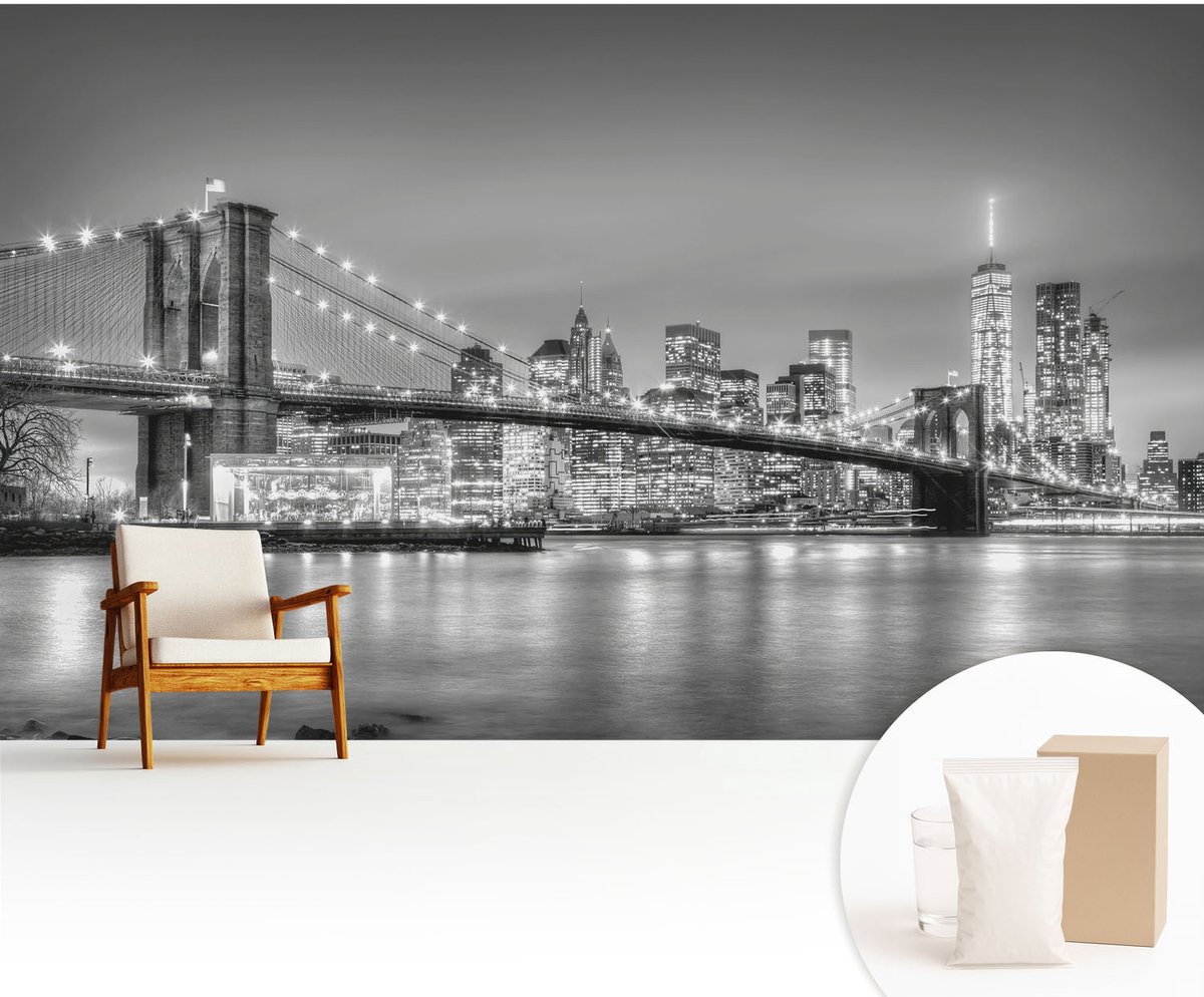 Wallfluent Fotobehang - Zwart-Wit Vliesbehang - 416x254 cm - De Metropoolbrug Muurschildering - Slaapkamer behang Steden - Fotobehang Vlies - Slaapkamer behang