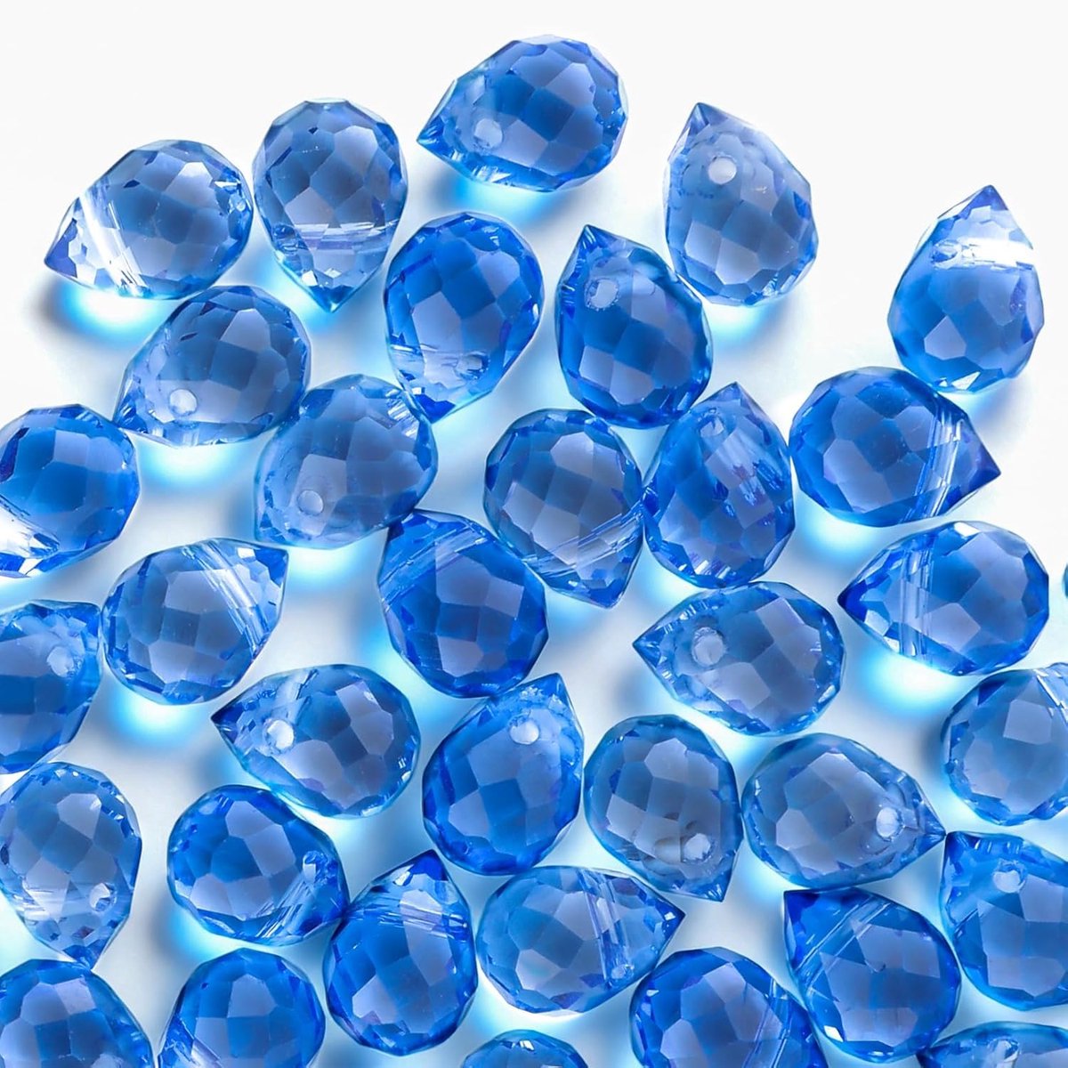 Kralen 8 × 10 mm, licht saffierblauwe facetteerbare druppelvormige kralen, glanzende kristallen kralen bulk voor het maken van sieraden, ketting armband oorbel