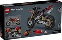 Verpakking van Lego Technic Ducati motorfiets, met afbeeldingen van de motor en onderdelen. Nummer 222.
