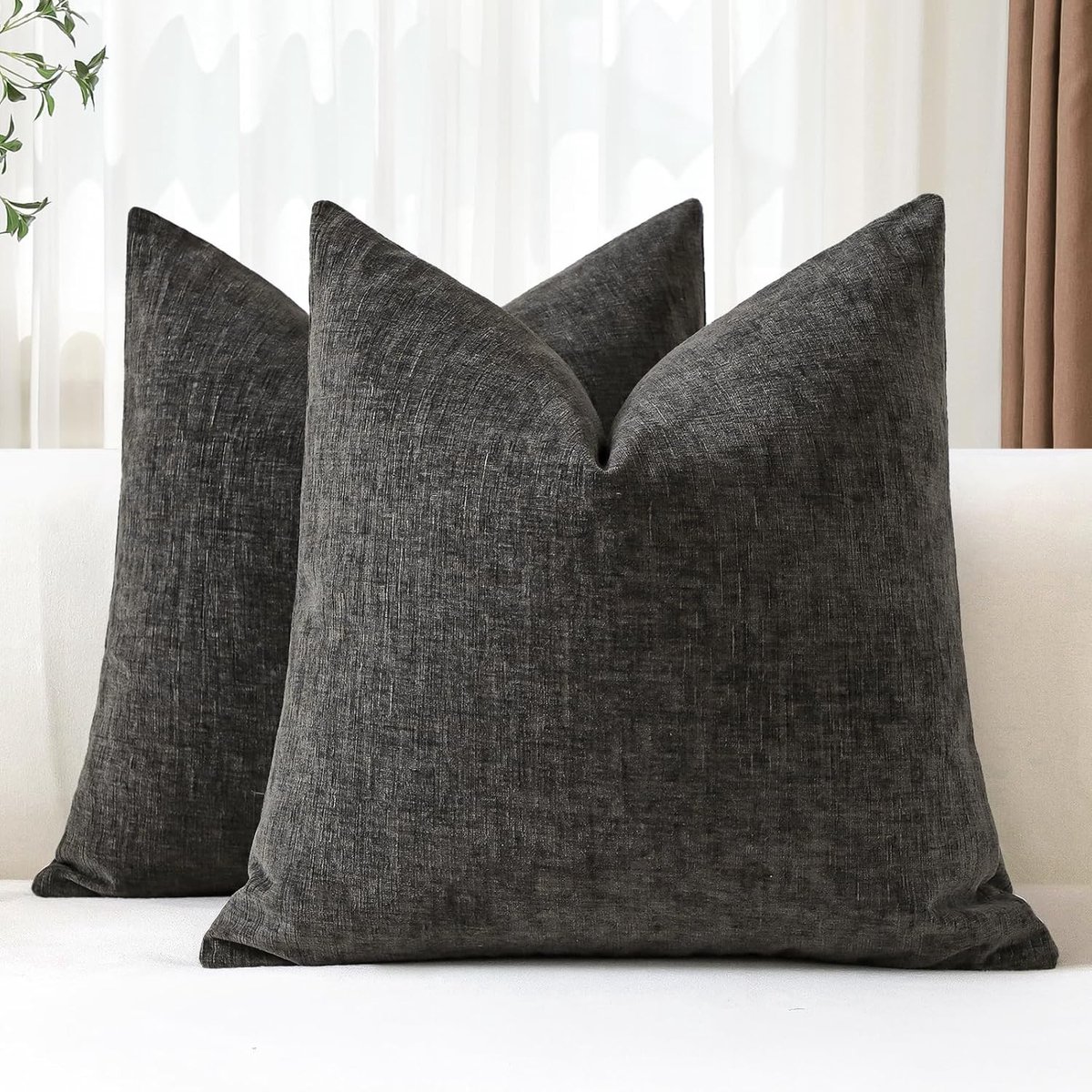 Set van 2 Decoratieve Kussenhoezen 60x60cm Zacht Chenille Donkergrijs Vierkante Kussens voor Bank en Slaapkamer Decoratie