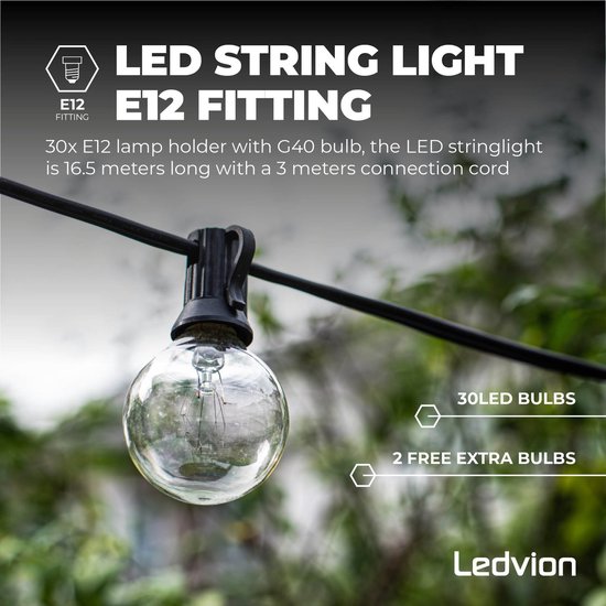 30x LED-lampen met G40-bollen op een 16,5 meter lichtsnoer met E12 fitting.