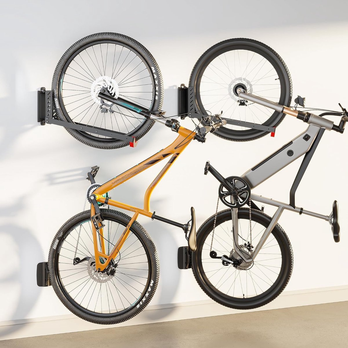 Draaibare Fietswandmontage voor Ruimtebesparende Fietsenrek in de Garage