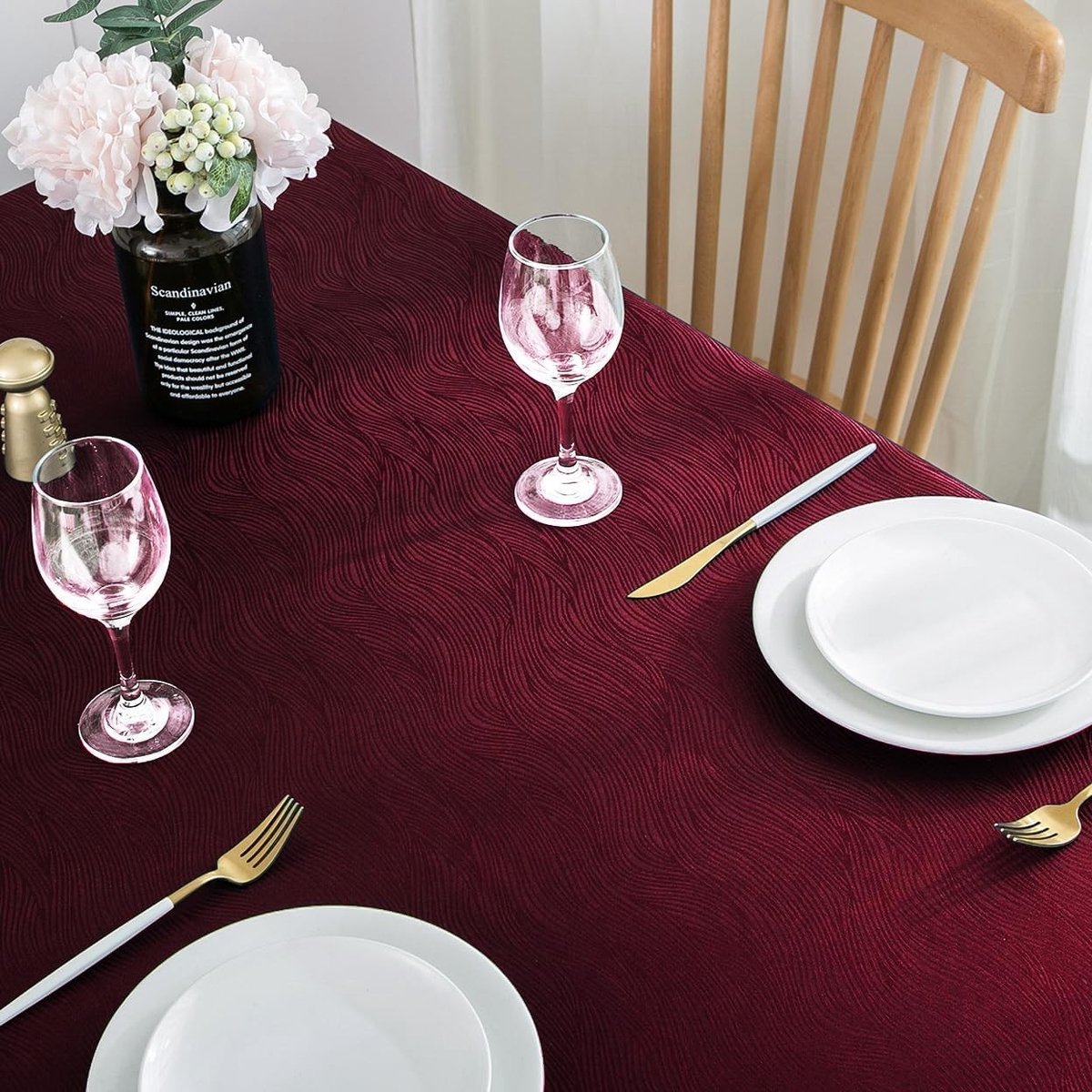 Omgoods - Waterdicht Jacquard Tafelkleed 300x150cm in Wijnrood