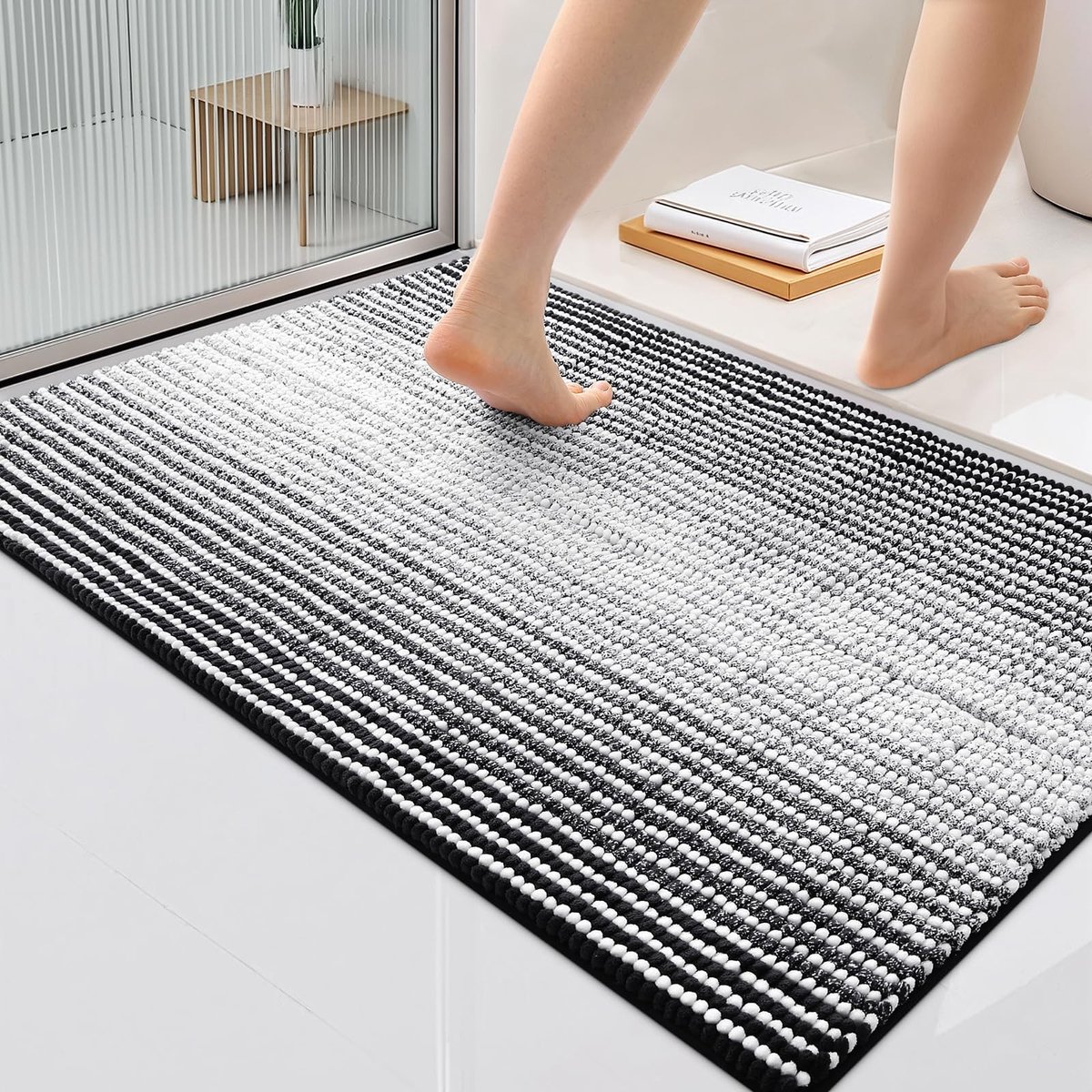 Omgoods - Chenille Badmat 60 x 90 cm Wasbaar en Antislip Zwart