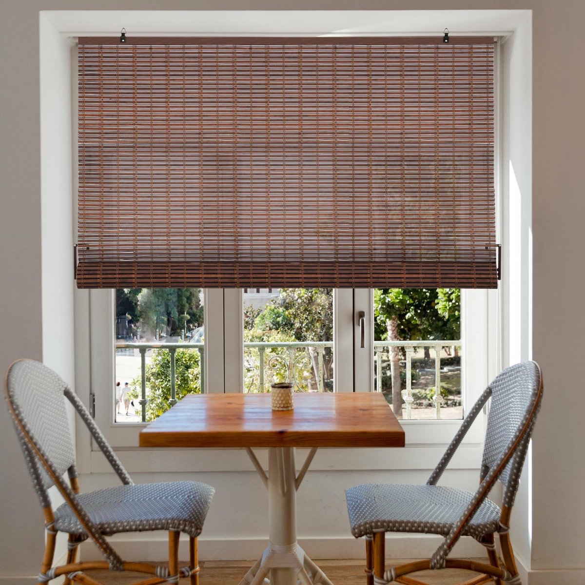 Omgoods - Bamboo Rolgordijn - Opaque, Zonnebescherming en Privacy voor Deuren/Ramen (Donkerbruin, 120 x 180 cm)