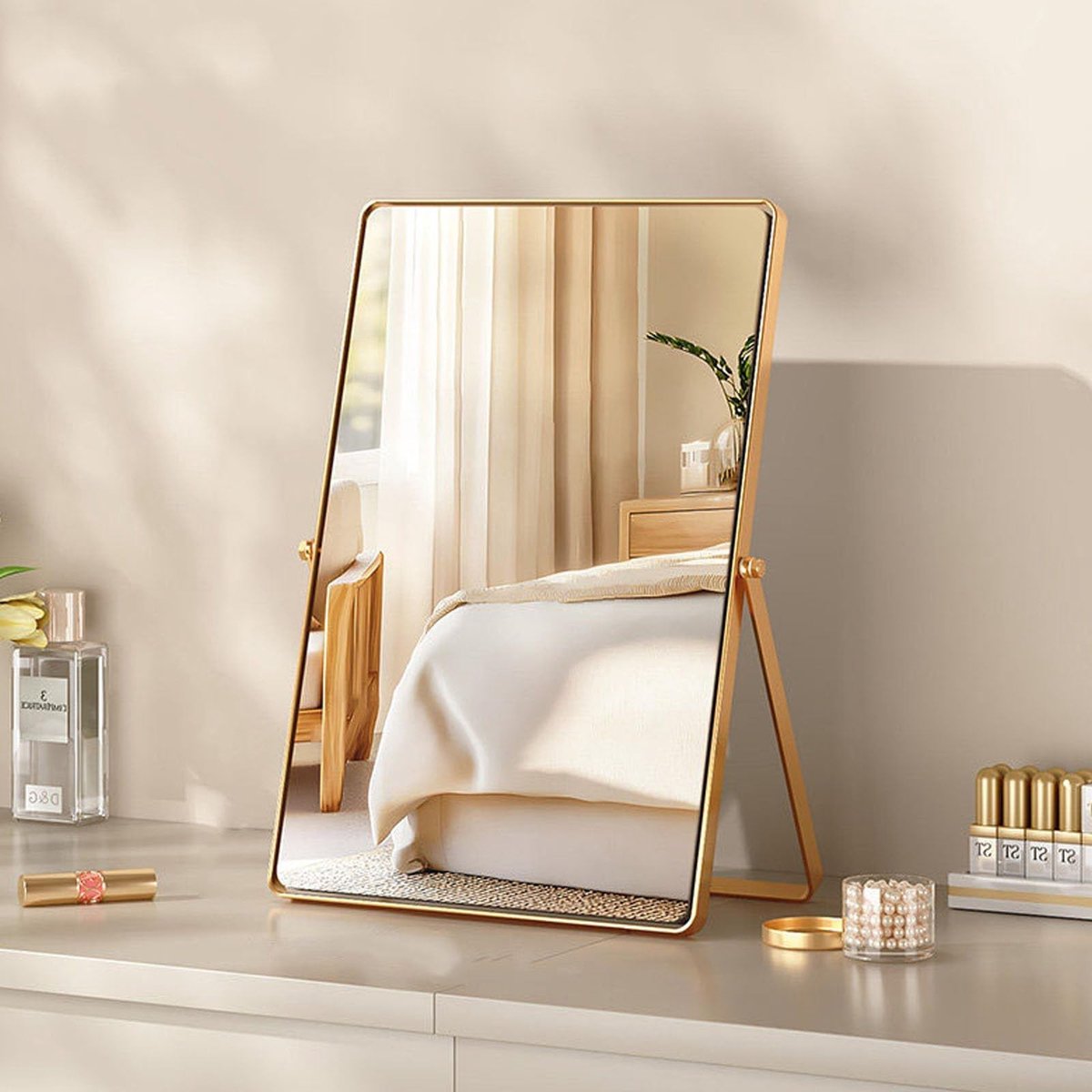Omgoods - Makeup Spiegel met Stand - Gouden Tafel Spiegel voor Badkamer en Slaapkamer