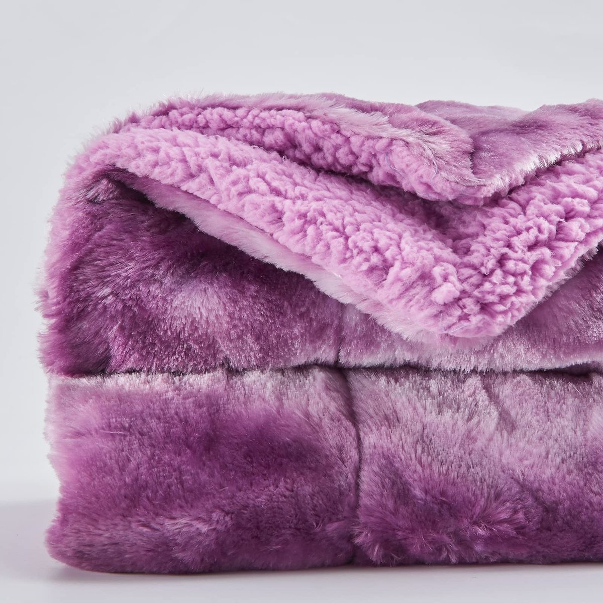Omgoods - Super Zachte Faux Fur Deken met Sherpa Achterkant - Warme Decoratieve Throw (Licht Paars)