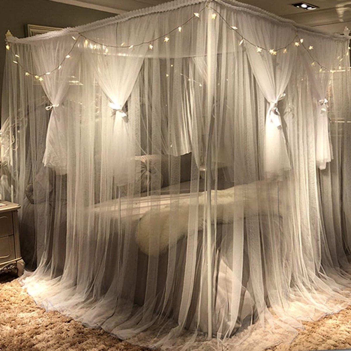 4 Hoeken Post Luifel Bed Gordijn voor Meisjes & Volwassenen - Koninklijke Luxe Gezellig Gordijn Netting - Leuke Prinses Slaapkamer Decoratie Accessoires (Wit, 47" B x 78" L, Twin)