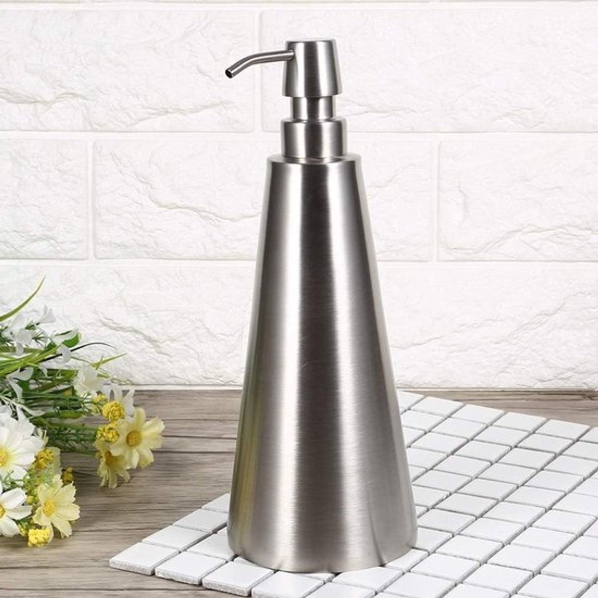 Duurzame 800ml RVS pomp voor eenvoudig vullen - Ideaal voor keuken of badkamer, niet-slip ontwerp