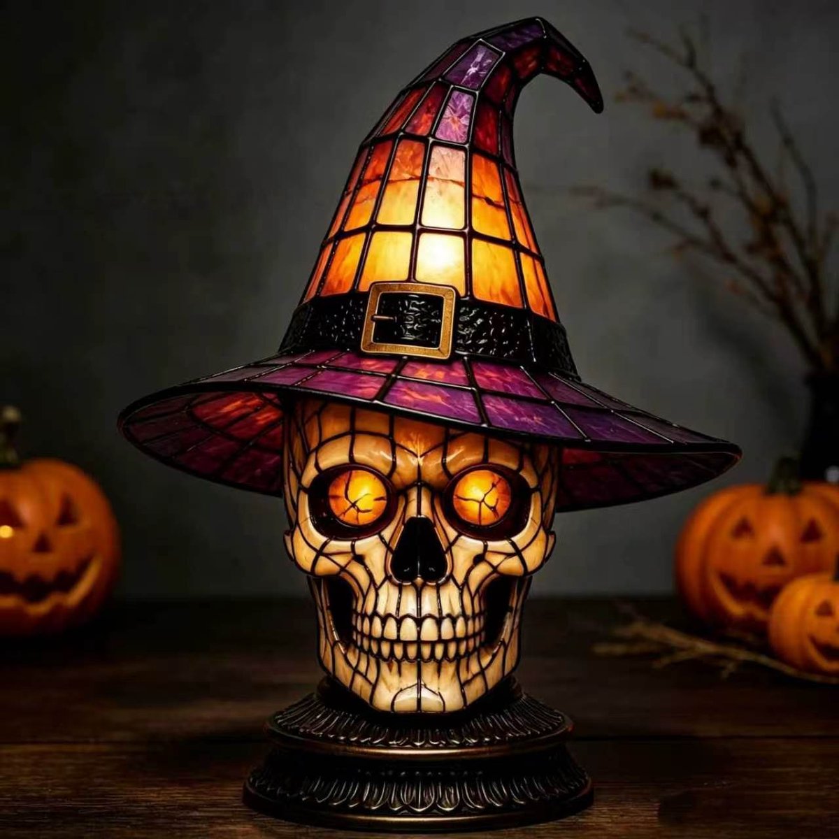 Casalora® Halloween Heksenhoed Lamp – Gotische Hars Decoratie met LED Licht – Magische Nachtlamp voor Tafel, Woonkamer & Feestdecoratie – Paarse Hoed - Skelet