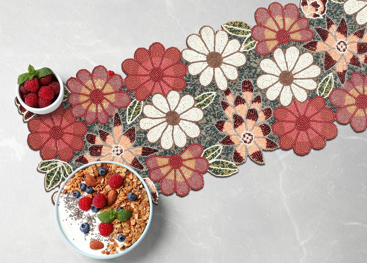 Solidchoice - Handgemaakte Beaded Tafelrunner - Elegant Bloemontwerp 33x91 cm Maroon Combo