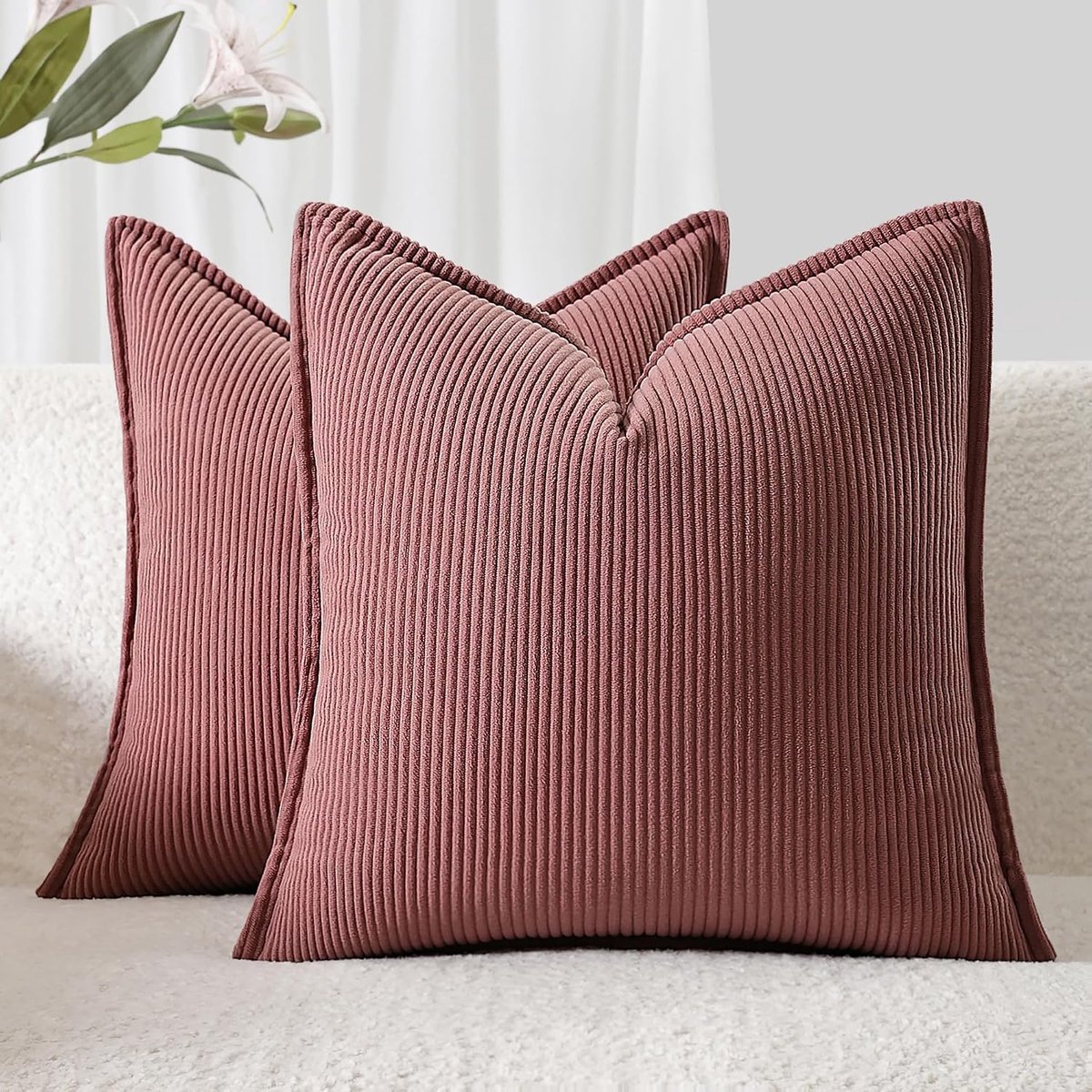 KZQ Ribfluwelen kussenhoezen – Set van 2 – Boho sierkussenhoezen – Zachte vierkante kussenhoezen voor bank, sofa, bed en woonkamer – 50 X 50 CM - Oudroze