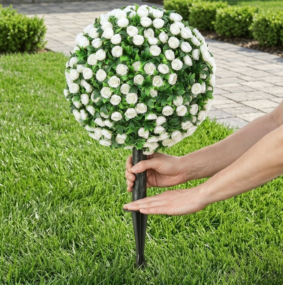 Kunstplant Rozenbol UV Bestendig Set Van 2 55 Cm Wit PE Voor Buiten Met Grondspies Voor Tuin Terras En Entree