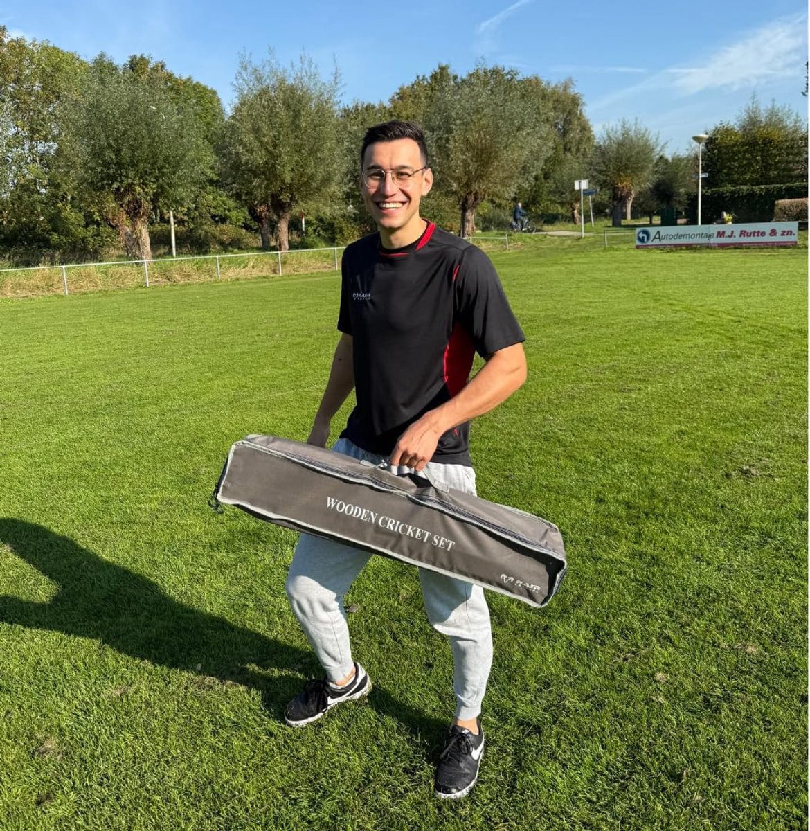 Cricket set - Compleet - Houten bat en bal - Inclusief opslagzak - Ideaal instapset - ShopVlot