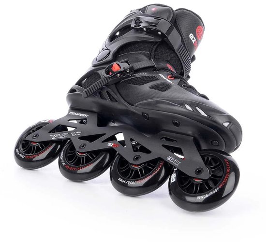 Zwarte inline skates met rode accenten en vier wielen. Merknaam 'TEMPISTH' zichtbaar op de schoen.