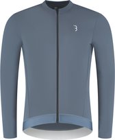 Voorkant donkerblauw fietsshirt met lange mouwen en een wit logo.