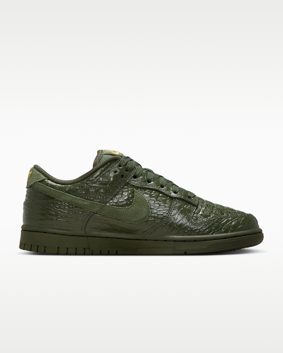 Nike Dunk Low SS Sneakers – Carbon /Carbon Croc Skin Lifestyle Groen