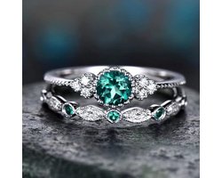 2 trendy ringen | Zilverkleurig | Groene stenen | Vrouwen | Sinterklaas kado | Valentijnsdag cadeau | Maat 56