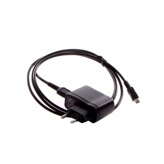 Zwarte wandlader met Europese stekker en micro-USB-kabel voor TI-84 Plus CE-T Python Edition.