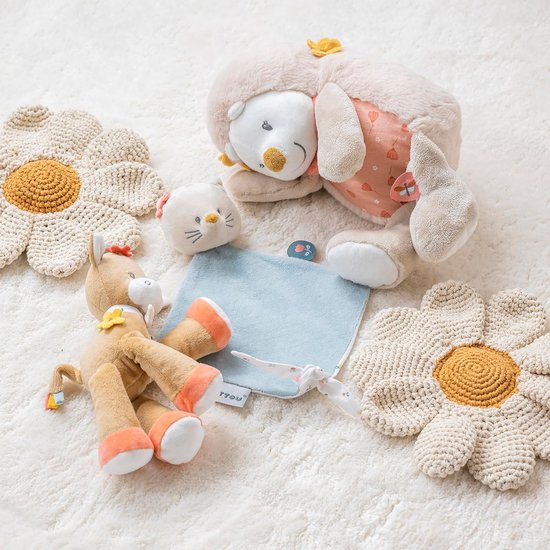 Mini-knuffeldier Koe - Pluche Rammelaar - Baby Ontwikkeling - Geïntegreerde Rammelaar - 20 cm - Beige van MINI — afbeelding 4