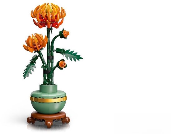 Chrysanthème LEGO avec deux grandes fleurs orange et trois bourgeons sur des tiges vertes, dans un vase vert jade.